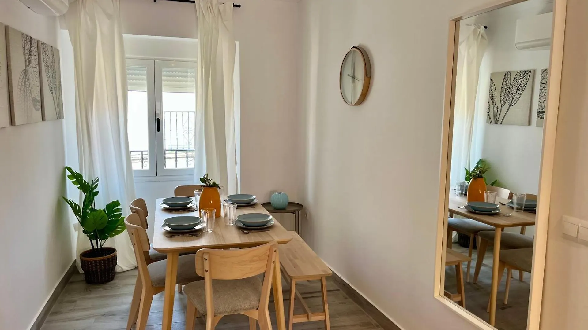 Apartamentos El Rincon Del Puente Nuevo 龙达